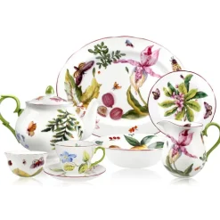 Royal Collection Shop Chelsea Porcelain 4 Cup Teapot* Teaware